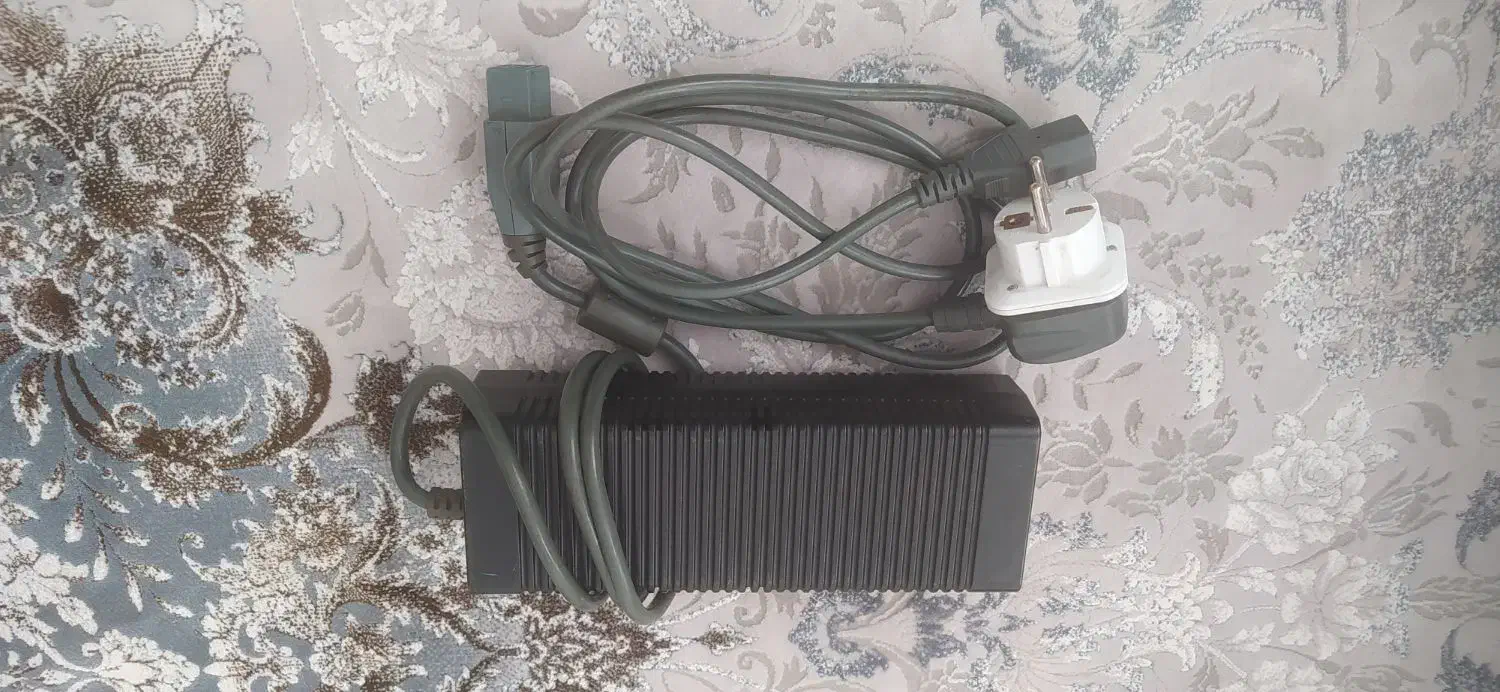 ایکس باکس 360کارکردحافظه 500گیگابایت بدون هیچ مشکل|کنسول، بازی ویدئویی و آنلاین|مهاباد (آذربایجان غربی), |دیوار