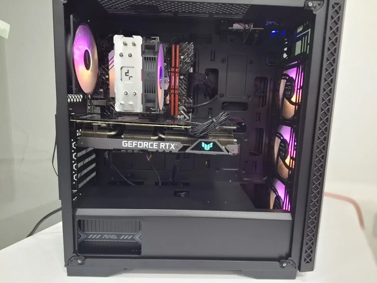 کیس گیمینگ نسل ۱۳ با گرافیک rtx 3070|رایانه رومیزی|چمستان, |دیوار