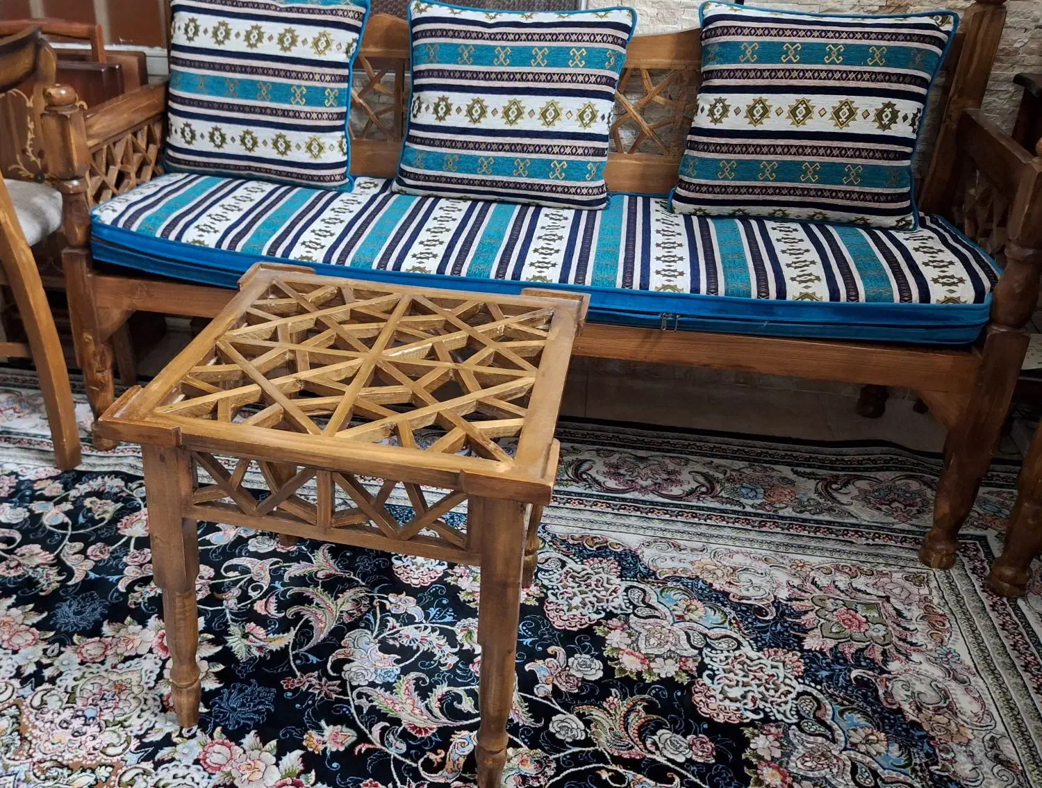 فروش مبل سنتی با پارچه اعلا|مبلمان خانگی و میز عسلی|تهران, مولوی|دیوار