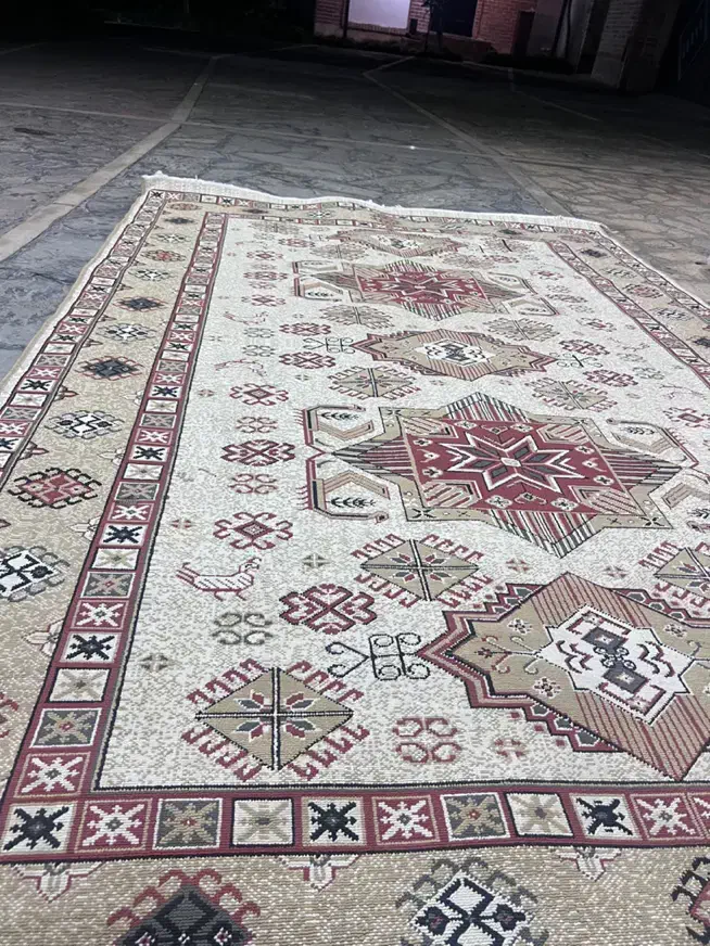 قالیچه ۶ وفرش ۱۲ متری|فرش|نوشهر, |دیوار