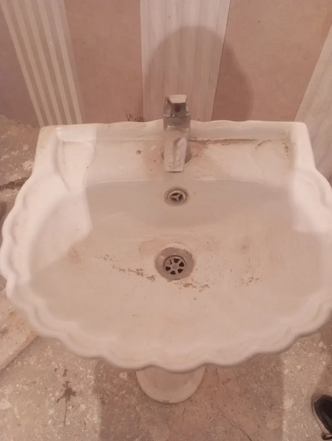 روشویی بدون شیر|لوازم سرویس بهداشتی|تبریز, |دیوار