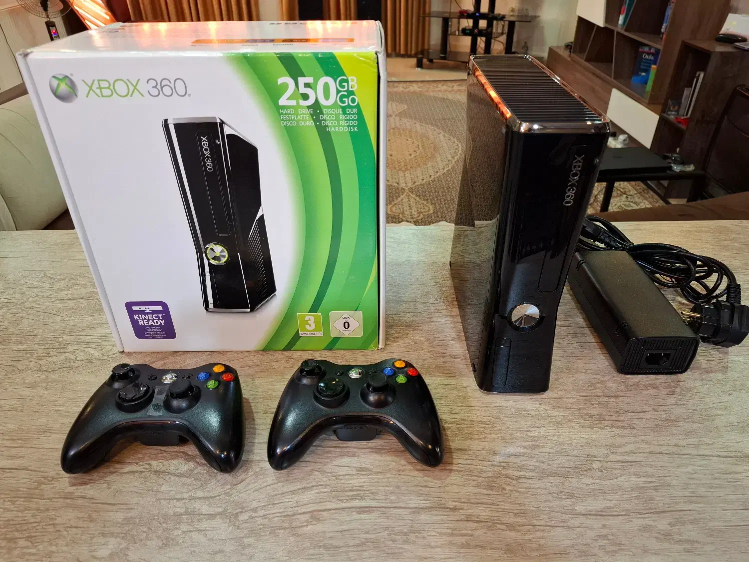 ایکس باکس 360 اسلیم 250 گیگ (XBOX 360 )|کنسول، بازی ویدئویی و آنلاین|شاهینشهر, شهرک میلاد|دیوار