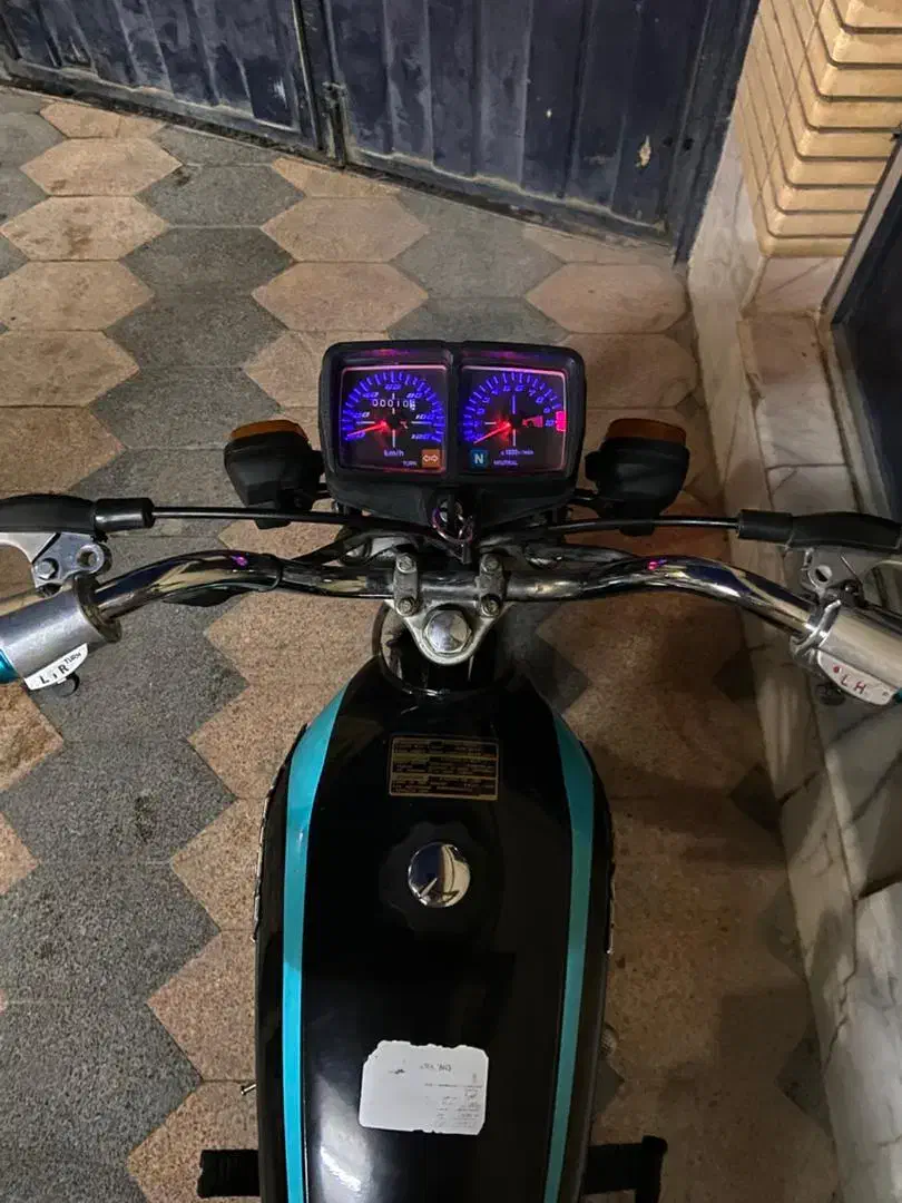 هوندا125|موتورسیکلت|جهرم, |دیوار