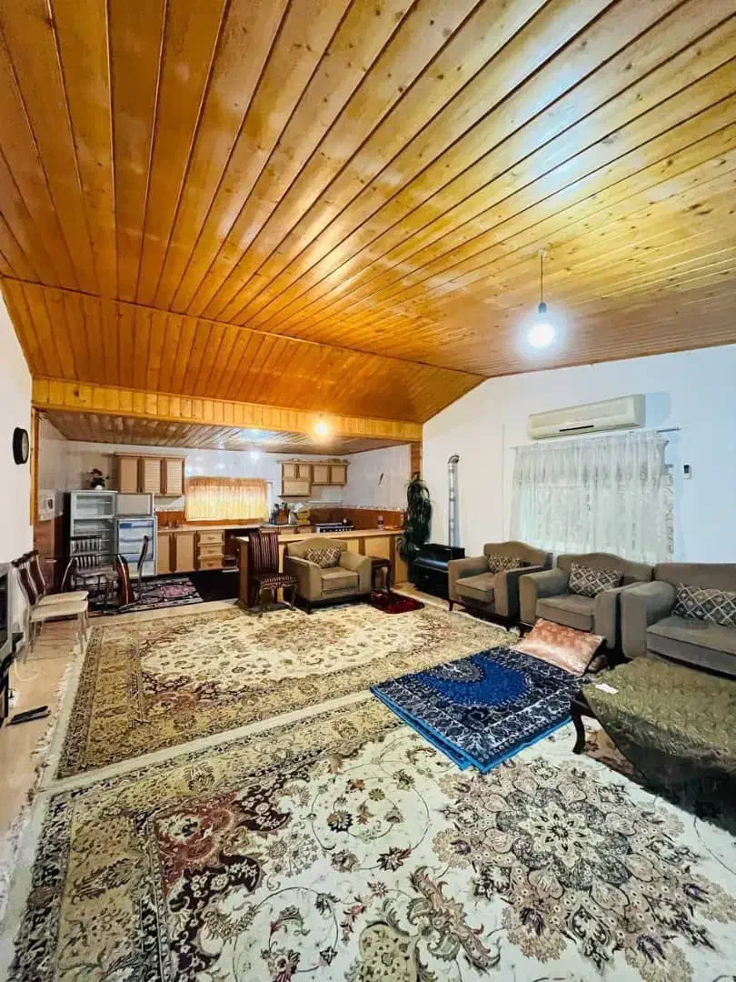 ویلا باغ همه چی تمومه/خونه مادر بزرگه اینجاست|فروش خانه و ویلا|چمستان, |دیوار