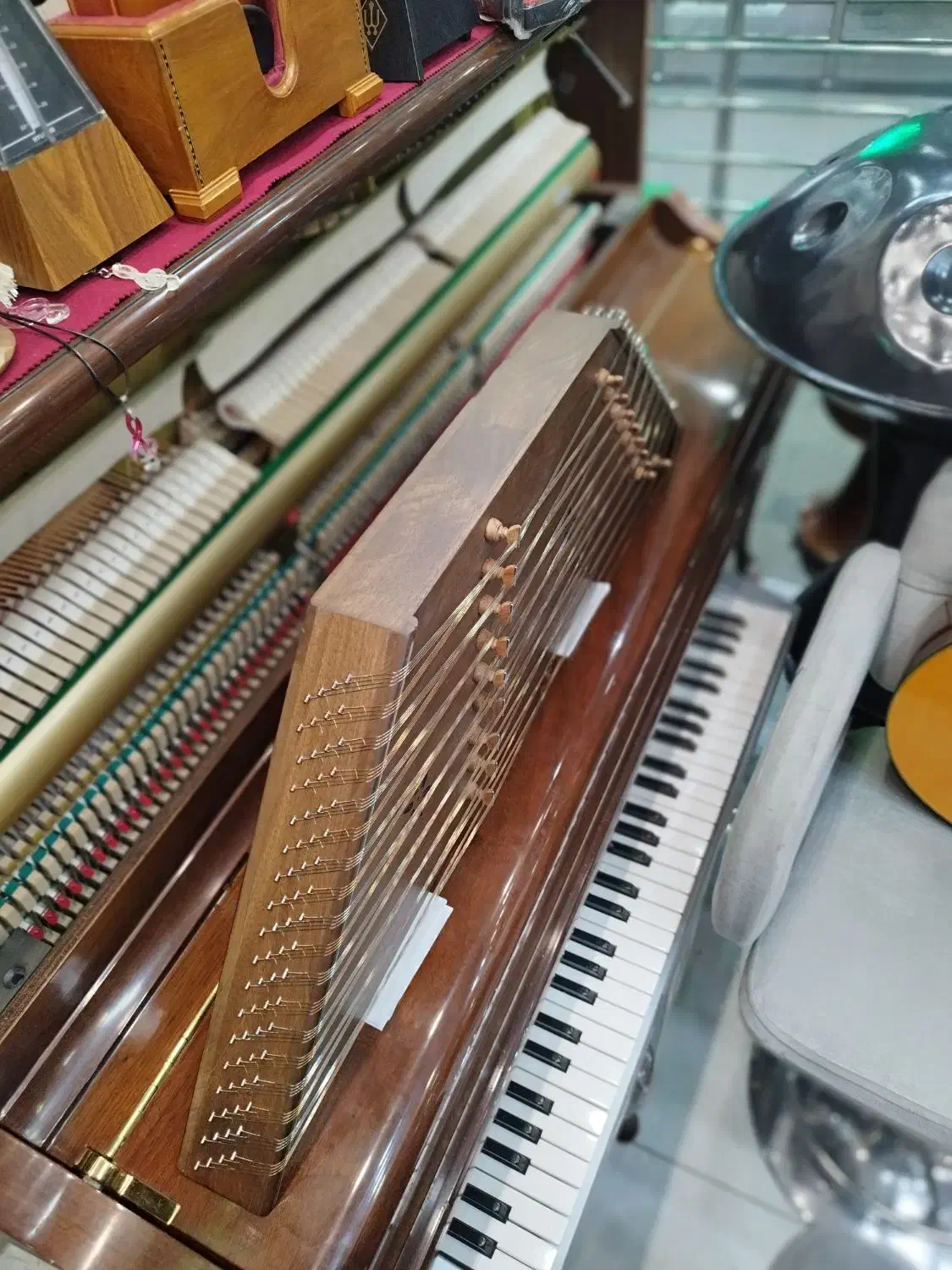 سنتور دو مهر موسوی ، خدمات و تعمیرات انواع سنتور|سازهای سنتی|تهران, فردوس|دیوار