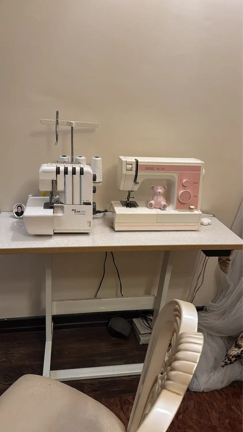 چرخ خیاطی ژانومه و سردوز و میز|چرخ خیاطی و ریسندگی|تهران, هروی|دیوار