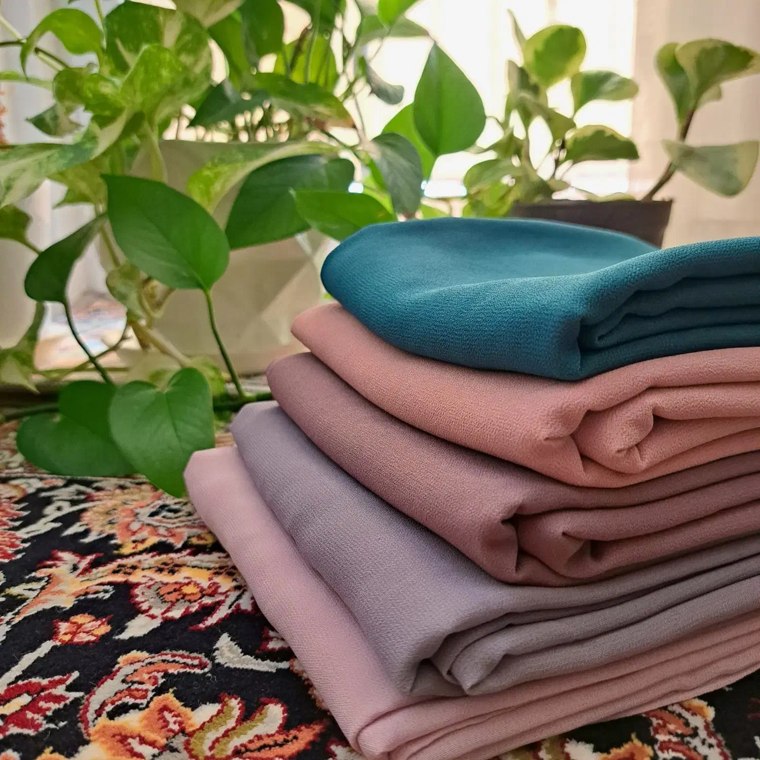 روسری کرپ حریر تک رنگ|لباس|فردوس (خراسان), |دیوار