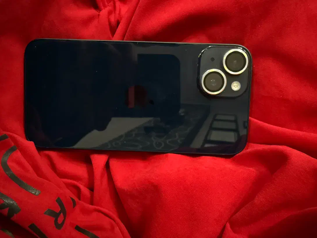 iphone14|موبایل|پرند, فاز ۲|دیوار