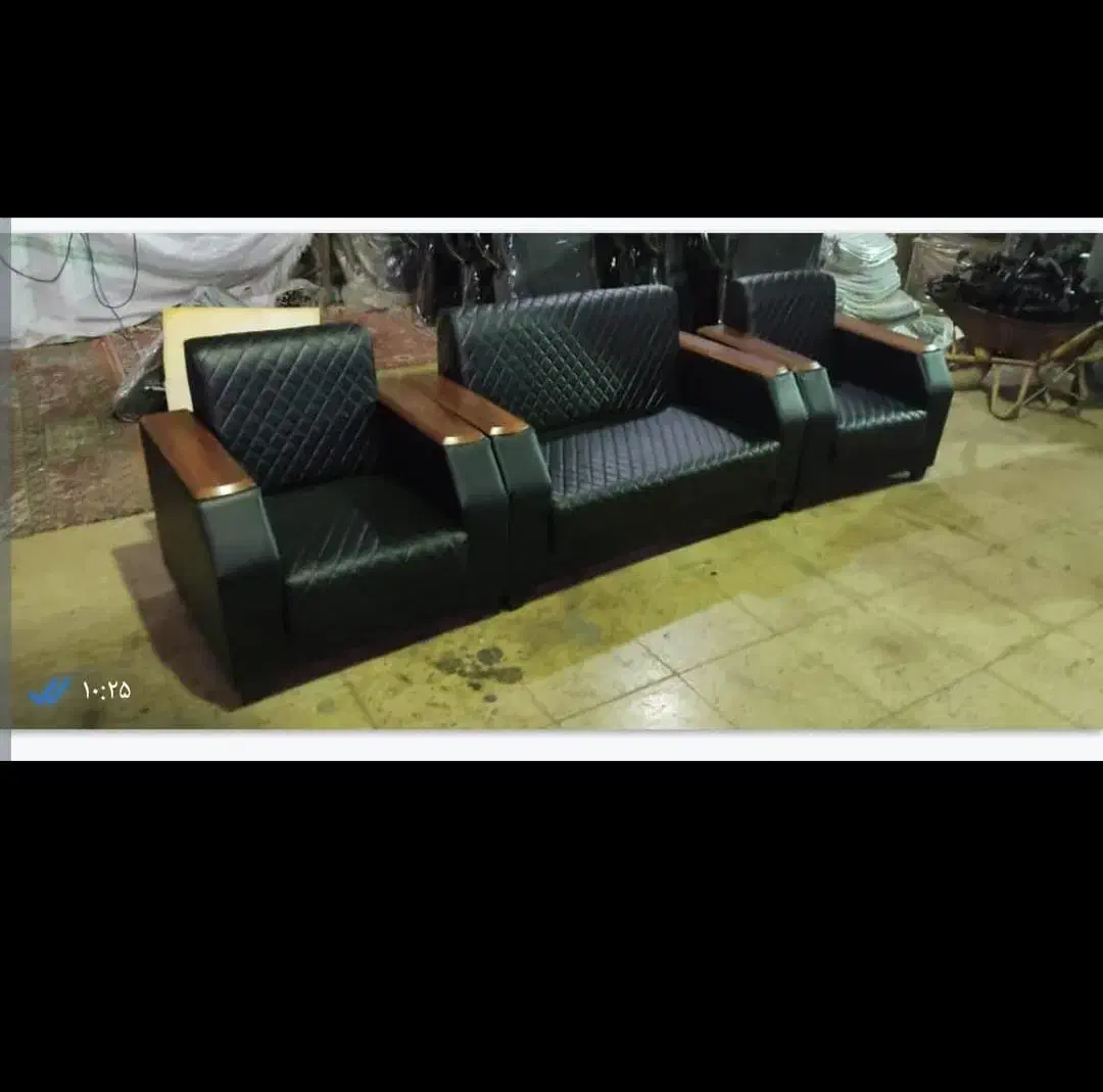 میز مدیریت لیندا مبل صندلی ۹دکمه|مبلمان اداری|تهران, بهداشت|دیوار