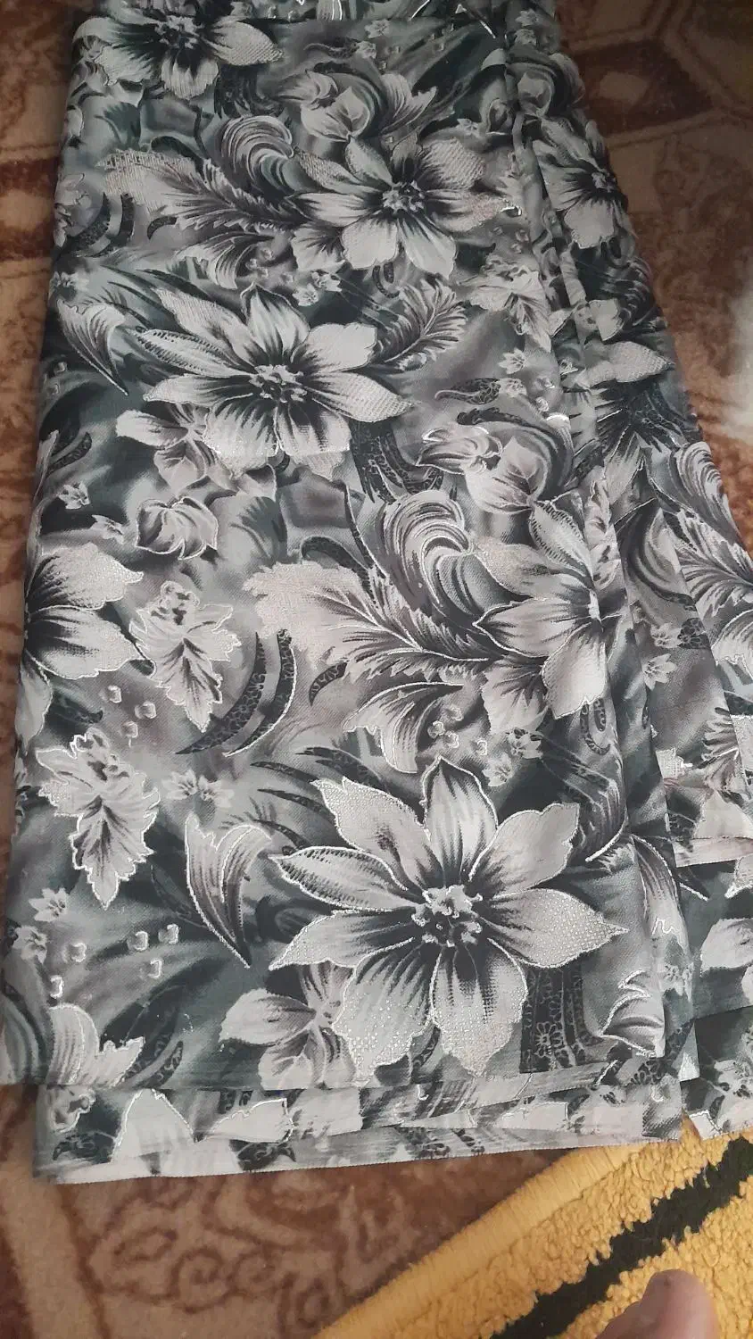 دوعددچادررنگی|لباس|شیروان (خراسان), |دیوار