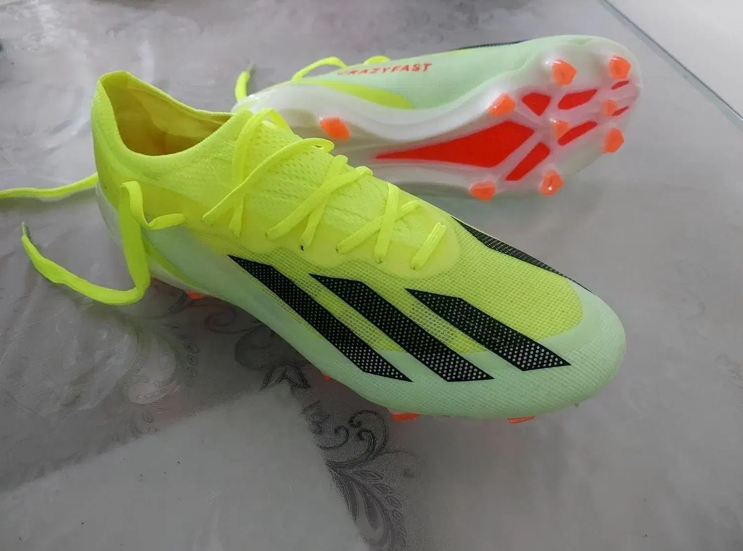 کفش فوتبال چمنی کریزی فست سایز ۴۱|کیف، کفش، کمربند|قم, بنیاد|دیوار