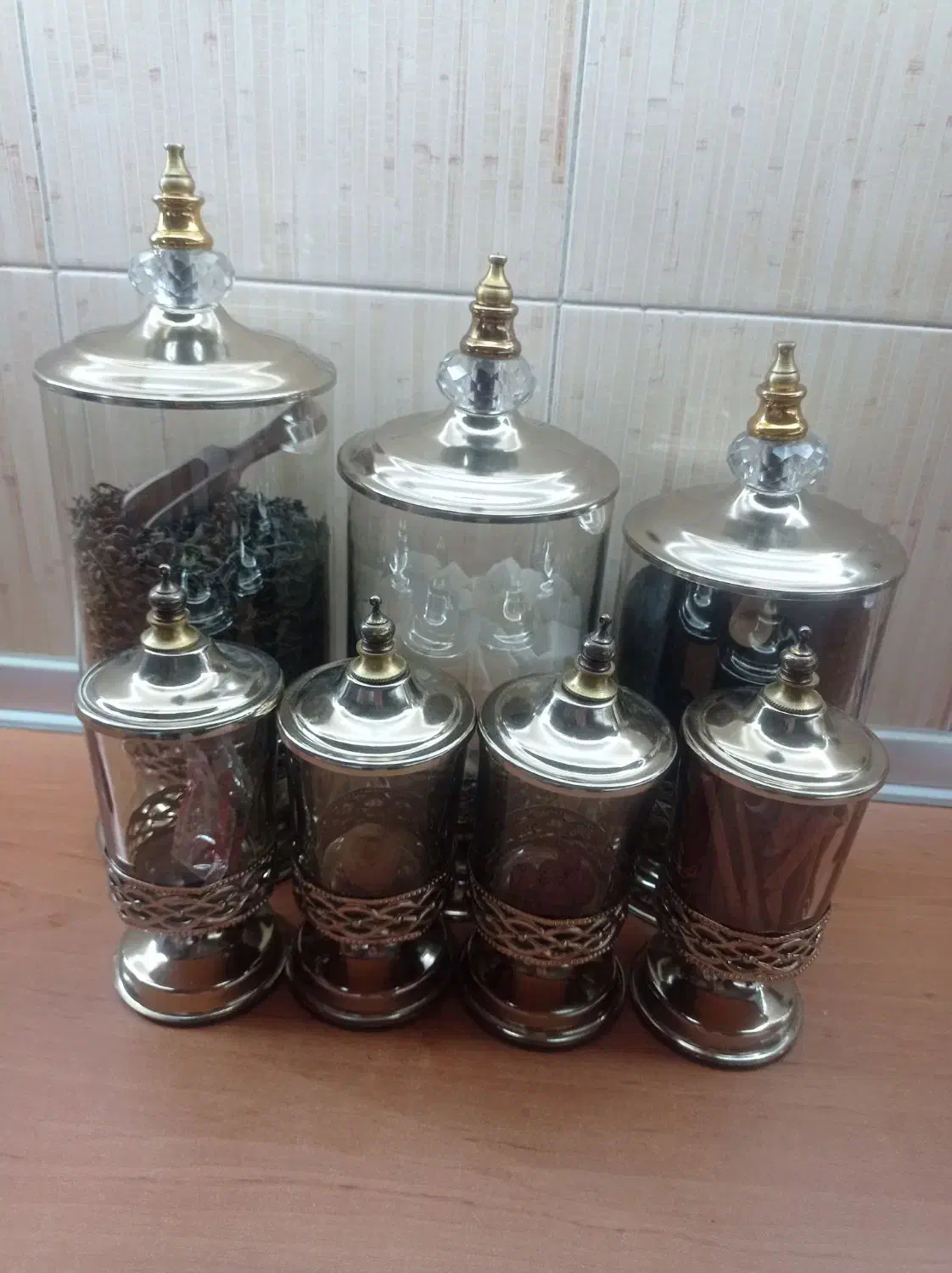 پاسماری|ظروف نگهدارنده، پلاستیکی، یک‌بارمصرف|گلبهار, شهر جدید گلبهار|دیوار