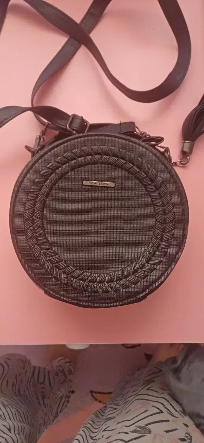 کیف|کیف، کفش، کمربند|جلفا, |دیوار