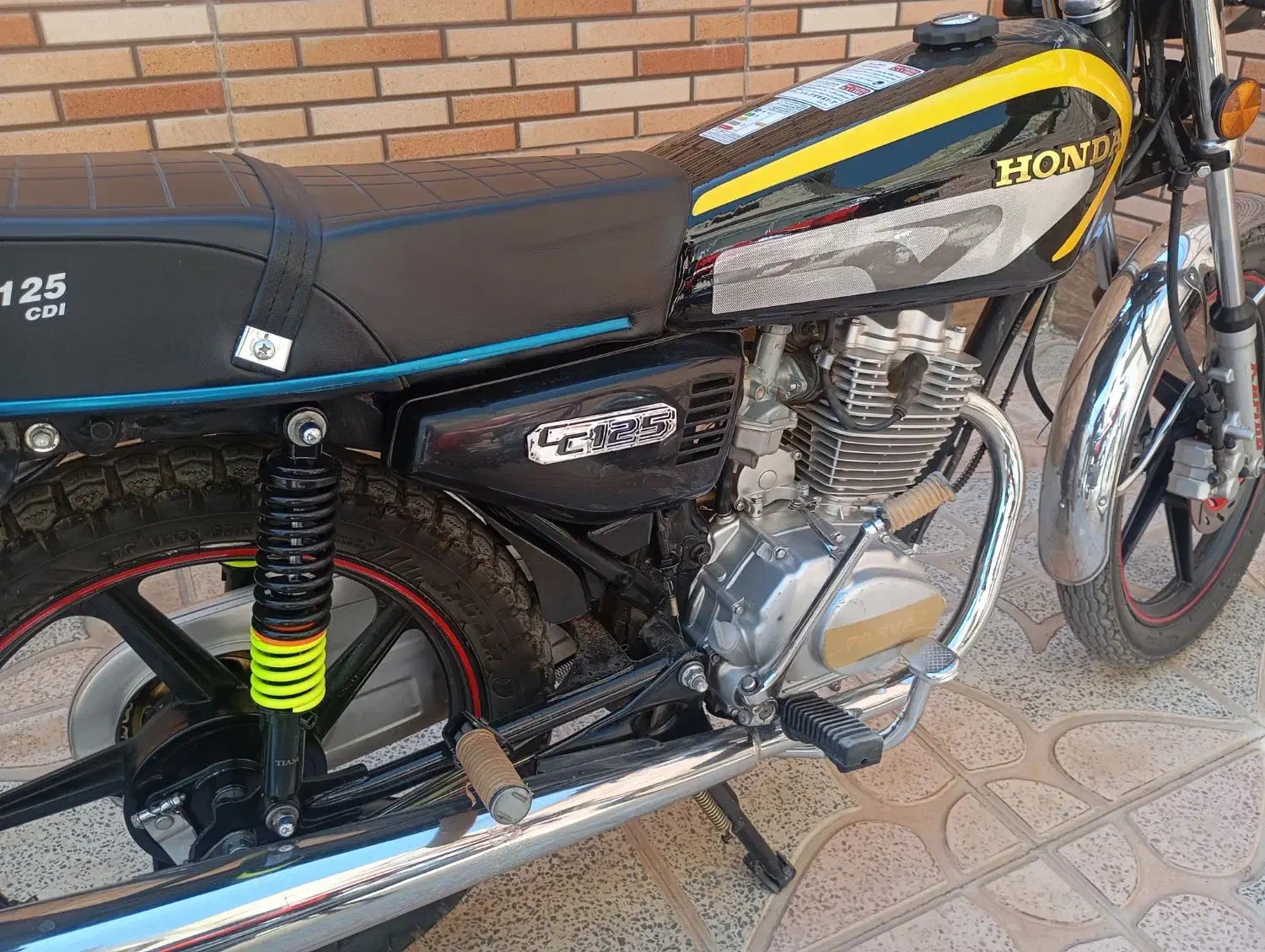 موتور|موتورسیکلت|ابریشم, |دیوار