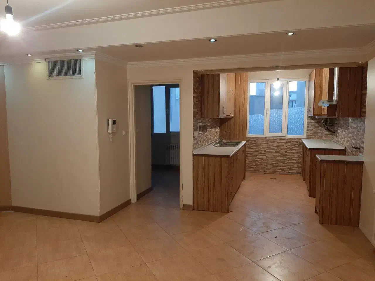 گیلکی/جوادی/ با پارکینگ|اجارهٔ آپارتمان|تهران, مینای شمالی (مخبر)|دیوار