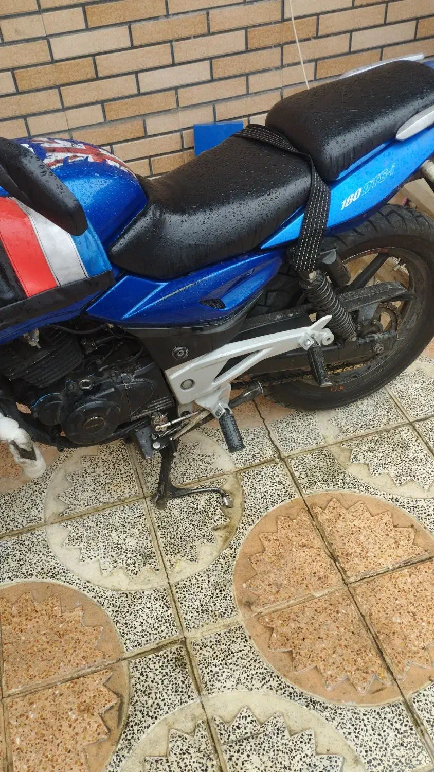 پالس یو جی فور 180|موتورسیکلت|قدس, شهرقدس|دیوار