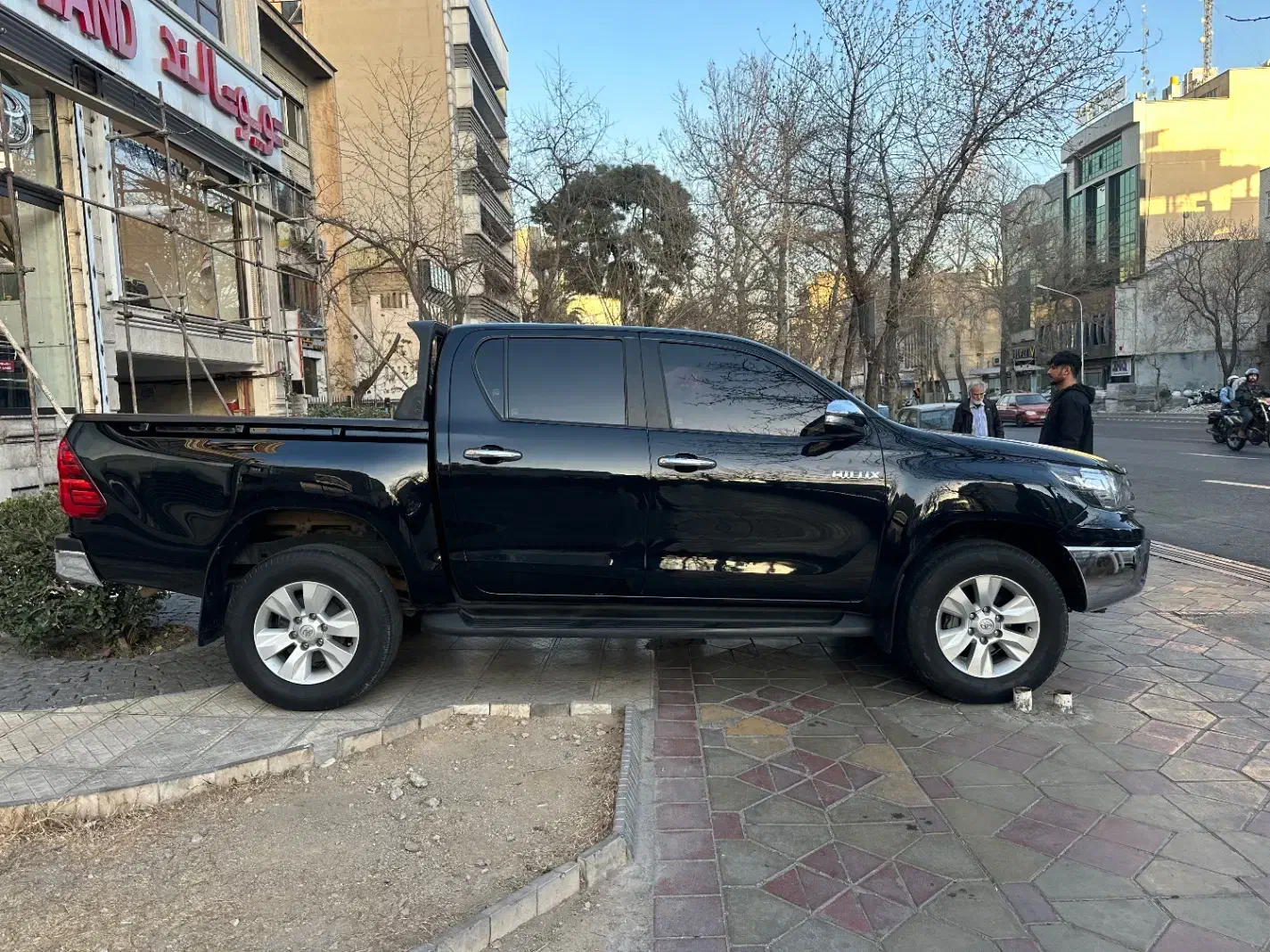 تویوتا هایلوکس ،مدل ۲۰۱۶|خودرو سواری و وانت|تهران, عباس‌آباد|دیوار