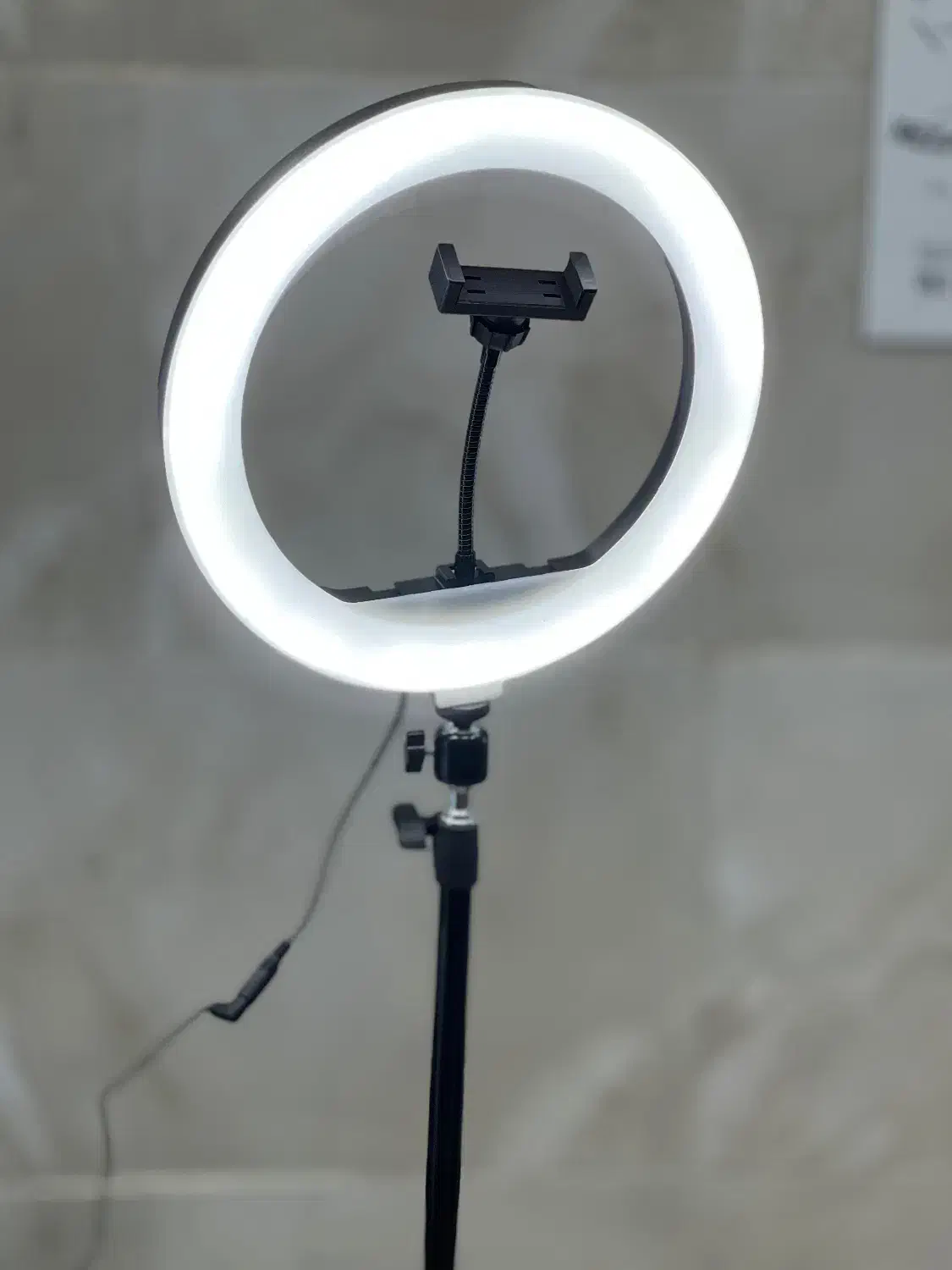 رینگ لایت برند sierra|لوازم جانبی موبایل و تبلت|رشت, سعدی (تختی)|دیوار