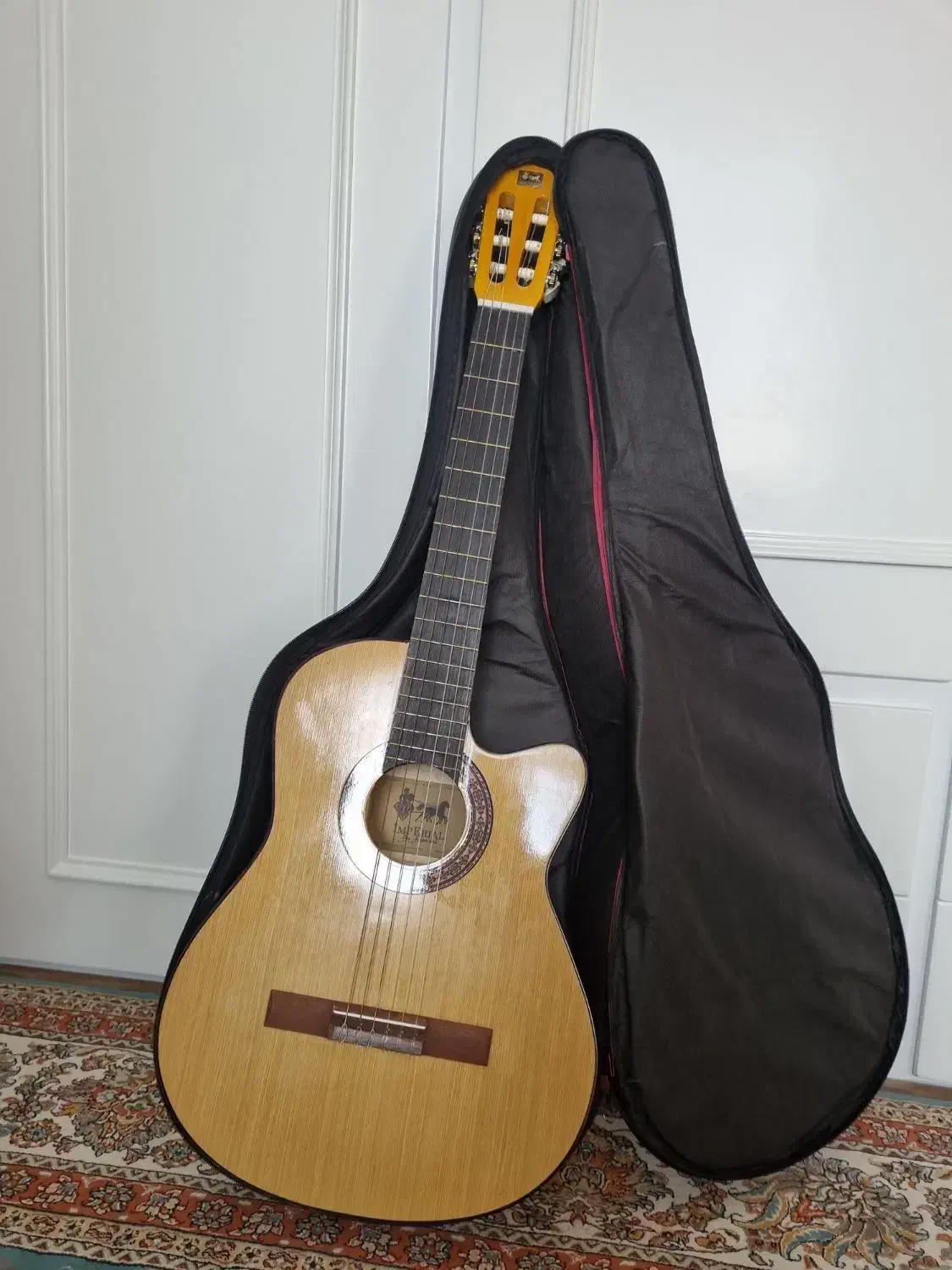 گیتار هارمونی|گیتار، بیس، امپلیفایر|اردبیل, |دیوار