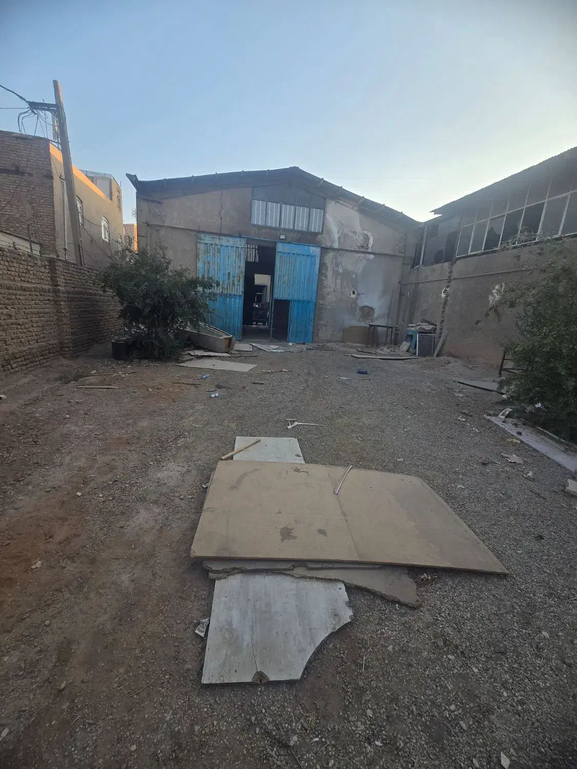 اجاره سوله1000 متر برق 50 کاز جی25 تخلیه|اجارهٔ دفتر صنعتی، کشاورزی، تجاری|پاکدشت, خاتون آباد|دیوار