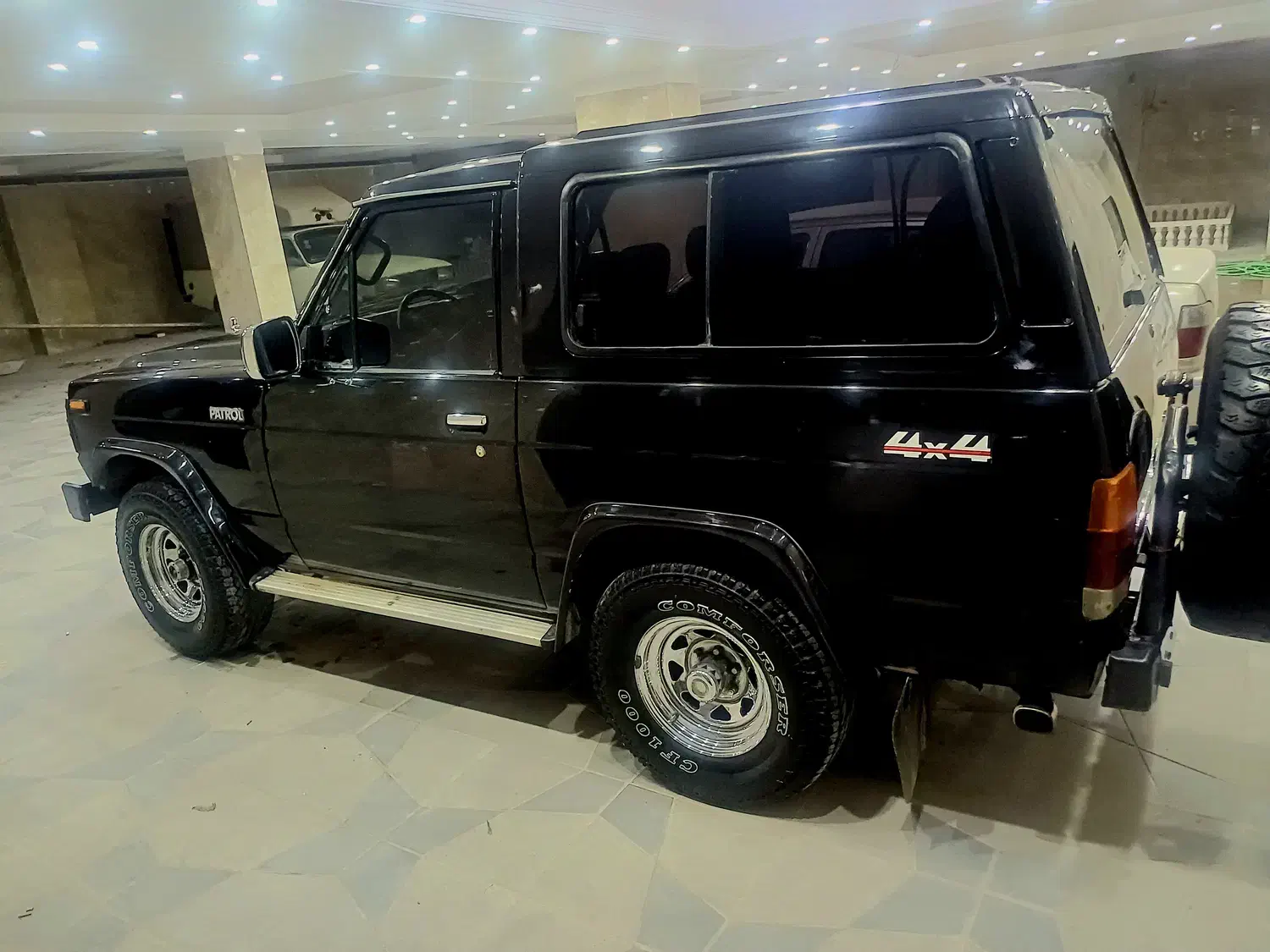 نیسان پاترول دو در چهار سیلندر مشکی|خودرو سواری و وانت|تهران, ائمه اطهار|دیوار