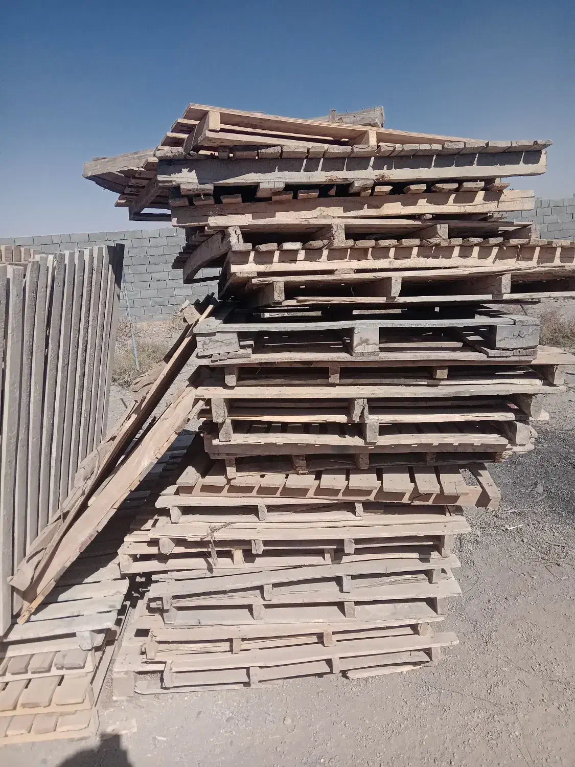 پالت چوبی پلاستیکی|عمده‌فروشی|مشهد, امین آباد|دیوار