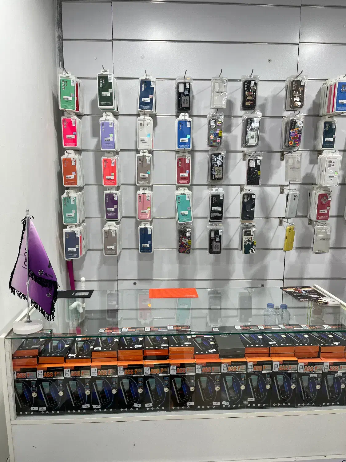 انواع لوازم جانبی و گارد گلس|لوازم جانبی موبایل و تبلت|ایلام, |دیوار