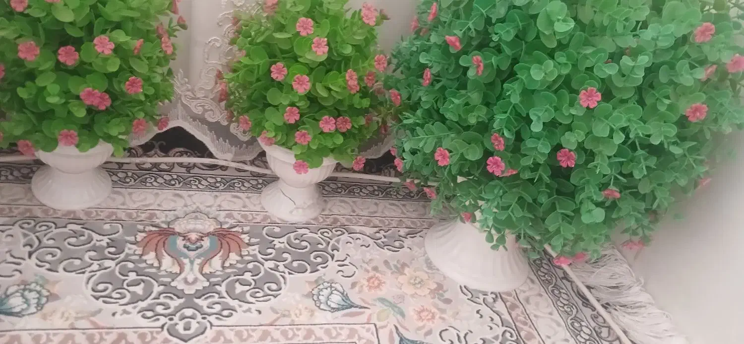 سه عددگل|گل مصنوعی|قنوات, |دیوار