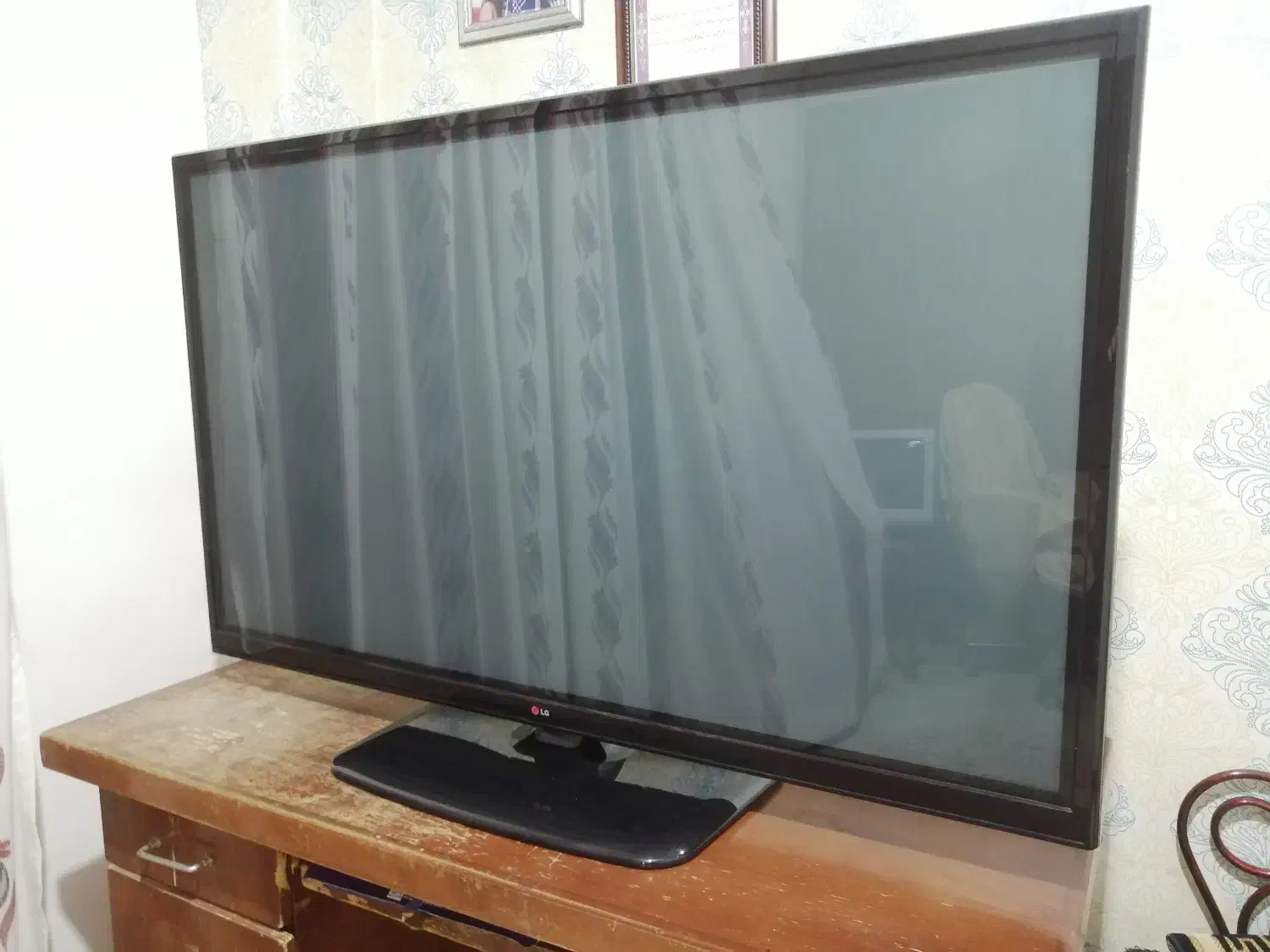 تلوزیون ال جی ۵۰ اینچ|تلویزیون و پروژکتور|ارومیه, |دیوار