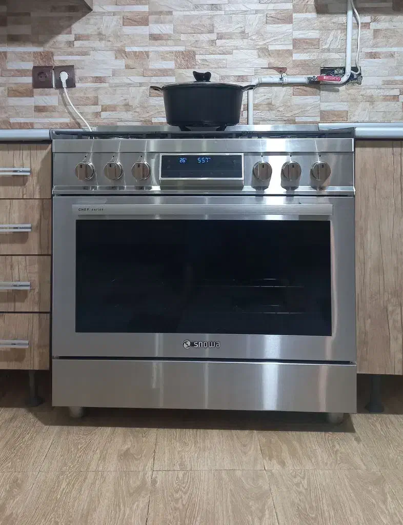 اجاق گاز مدل شف اسنوا، بسیار کم، زیر قیمت بازار|اجاق گاز و لوازم برقی پخت‌وپز|یاسوج, |دیوار