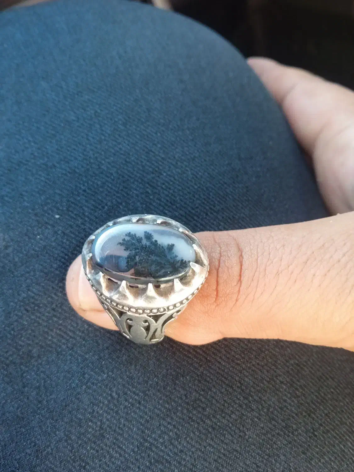 انگشتر شجر|جواهرات|تربت جام, شاد|دیوار