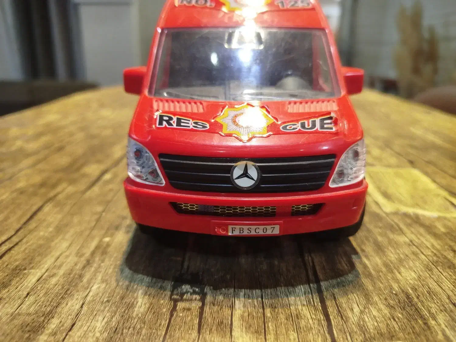 تعدادی اسباب بازی ماشین در حدنو|اسباب‌بازی بچه|تهران, ایرانشهر|دیوار