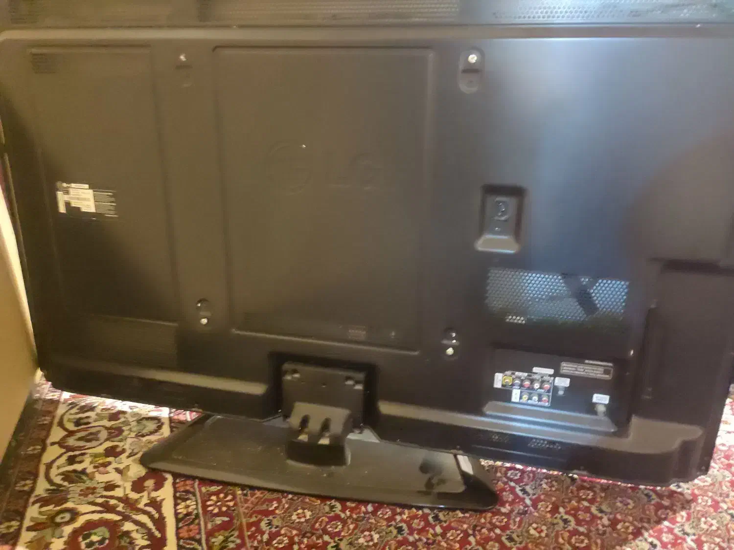 تلویزیون ۵۵ اینچ ال جی|تلویزیون و پروژکتور|فارسان, |دیوار