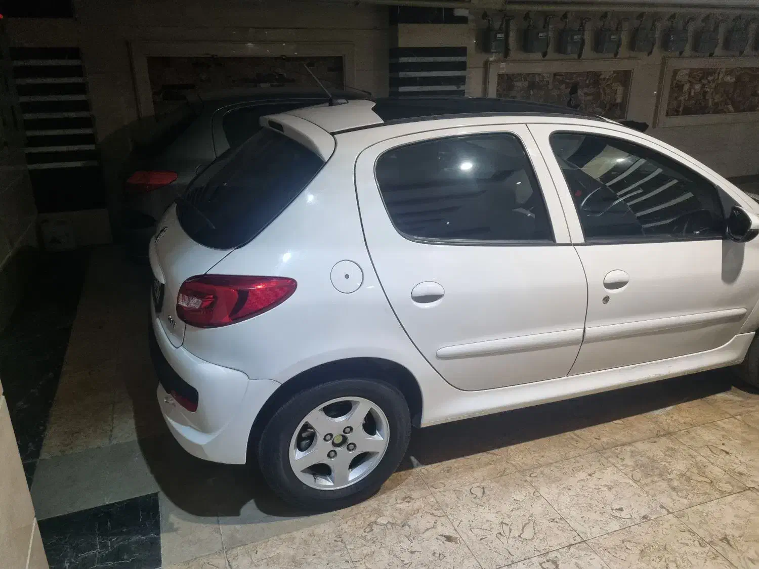 پژو ۲۰۷ اتومات سقف پانوراما|خودرو سواری و وانت|تهران, ائمه اطهار|دیوار