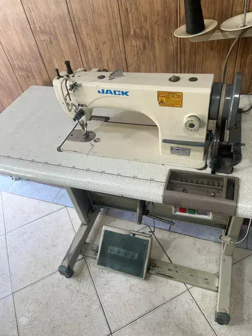 چرخ خیاطی،دوپایه جک|چرخ خیاطی و ریسندگی|مشکیندشت, |دیوار