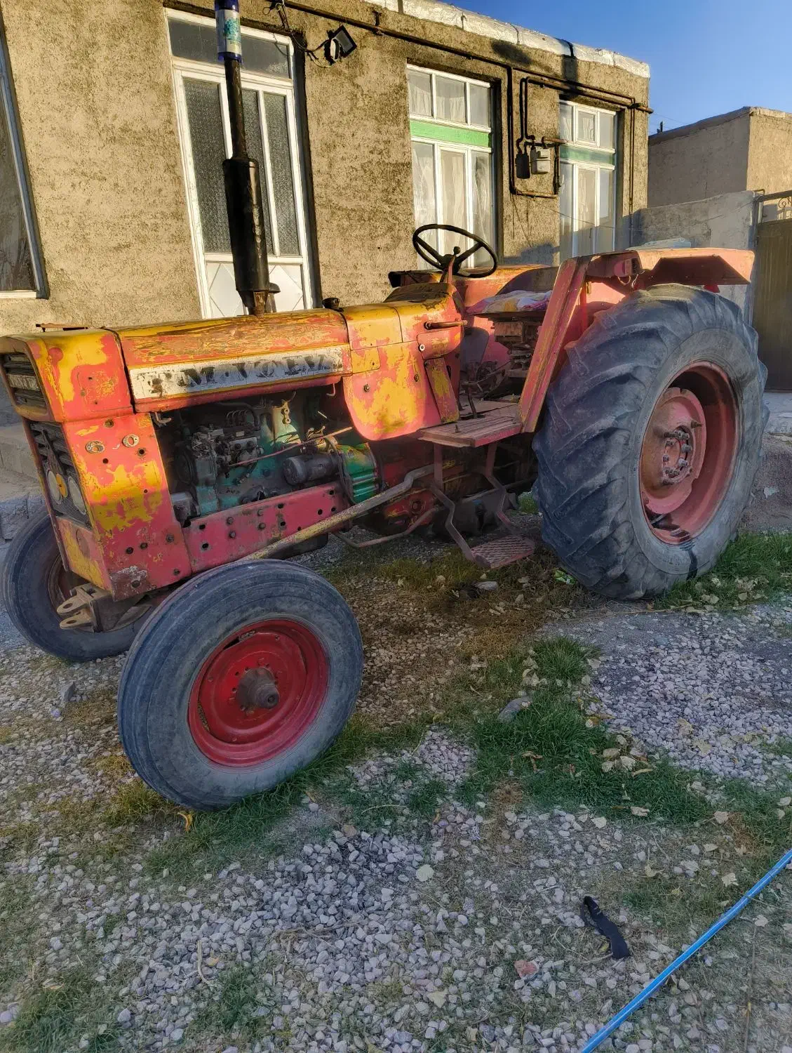 تراکتور ولووبی ام چهار|خودرو سنگین|نمین, |دیوار