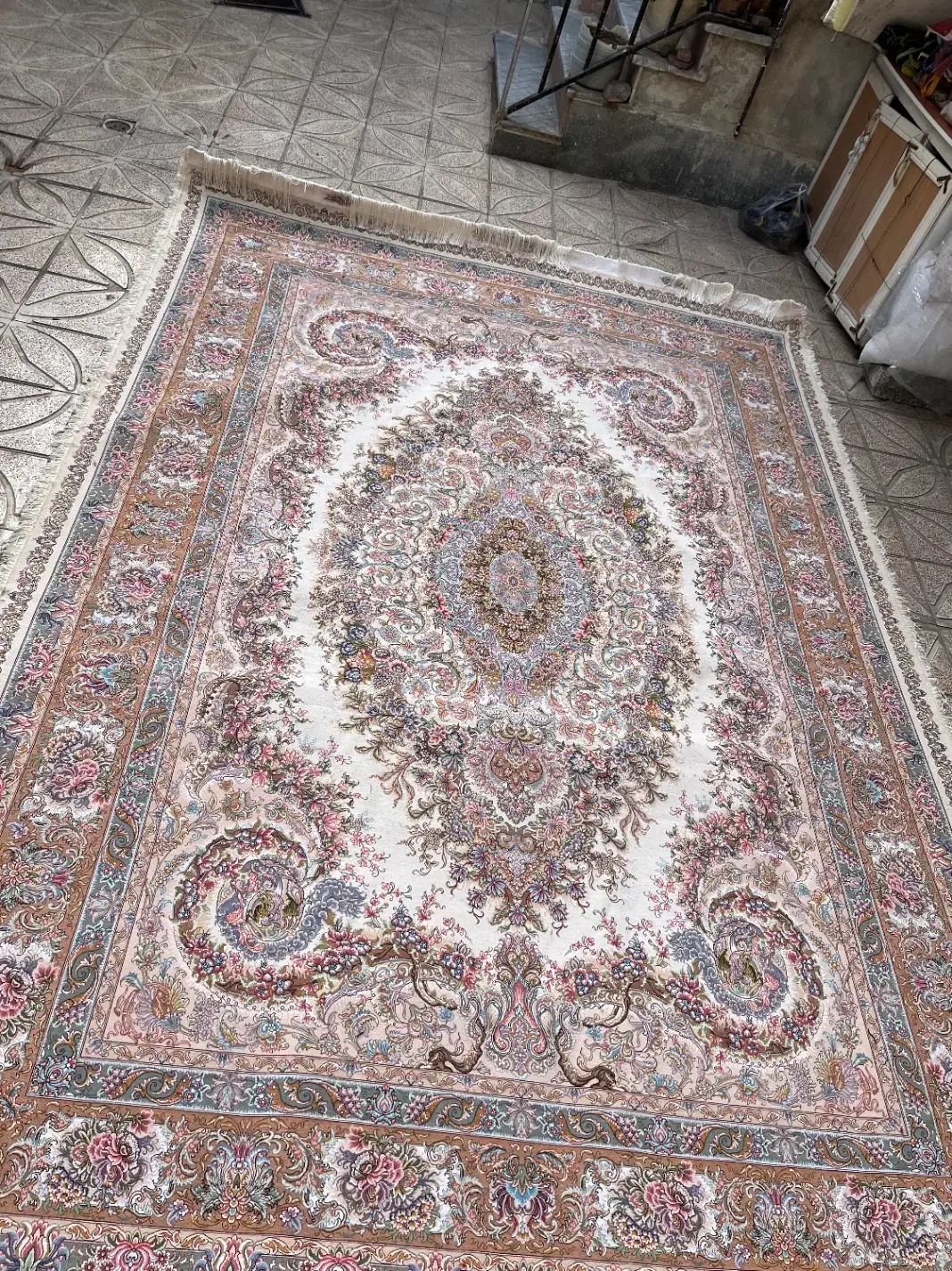 فرش ۹ متری ابریشم|فرش|تبریز, |دیوار