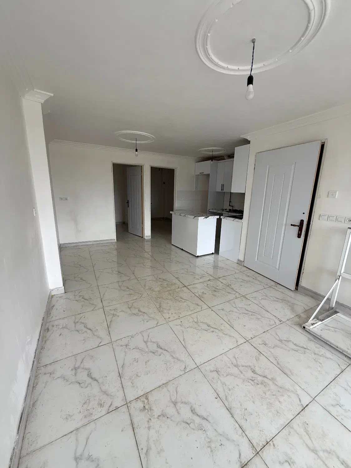 ۲ خوابه ۶۰ متری طبقه اول قلنامه ای نسخ|فروش آپارتمان|رشت, عینک|دیوار