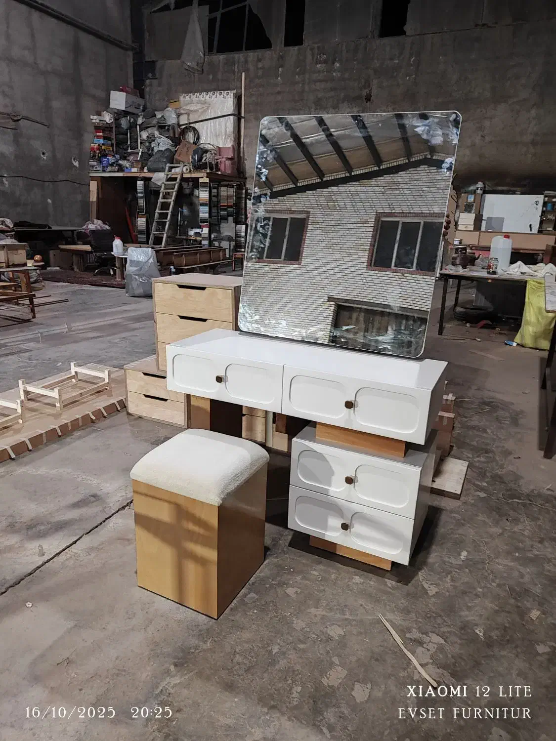 سرویس خواب|تخت و سرویس خواب|گلستان (تهران), |دیوار