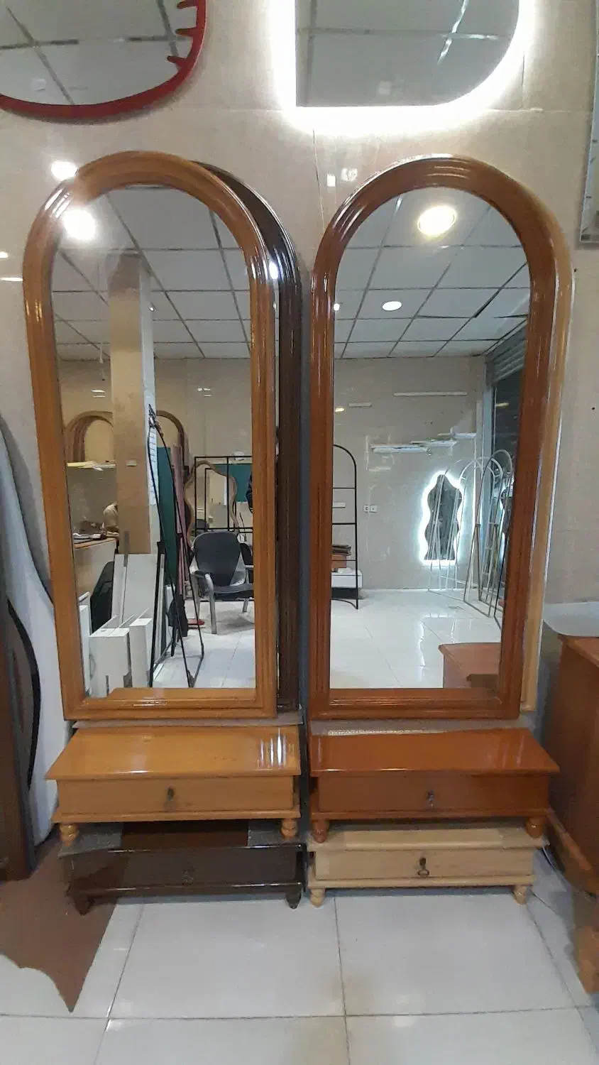 آینه با کشو|آینه|قم, شاه ابراهیم|دیوار