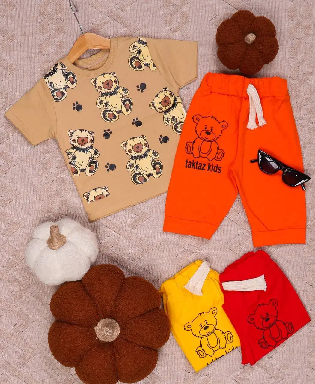 فقدبا۳۰۰|کفش و لباس بچه|اهواز, کوی فاطمیه|دیوار