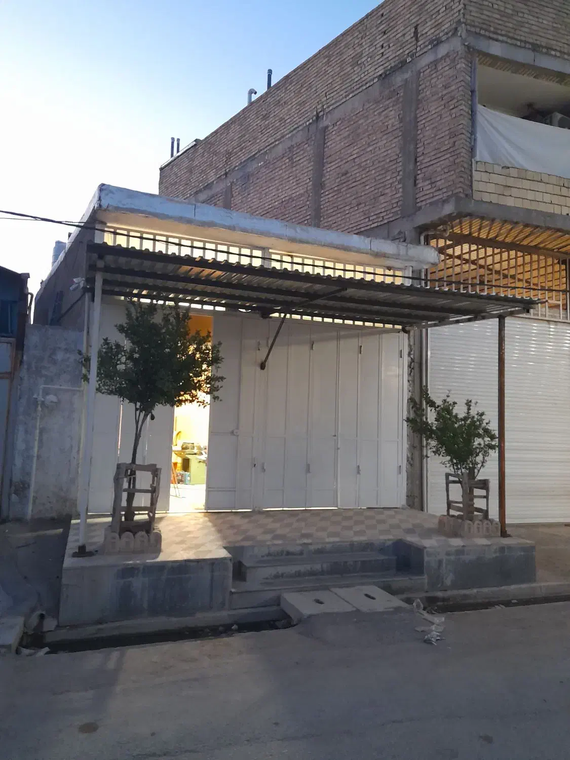 مغازه‌ تجاری بر۱۶ متری ۵۰ متر|فروش دفتر صنعتی، کشاورزی، تجاری|شیراز, سلطان آباد|دیوار