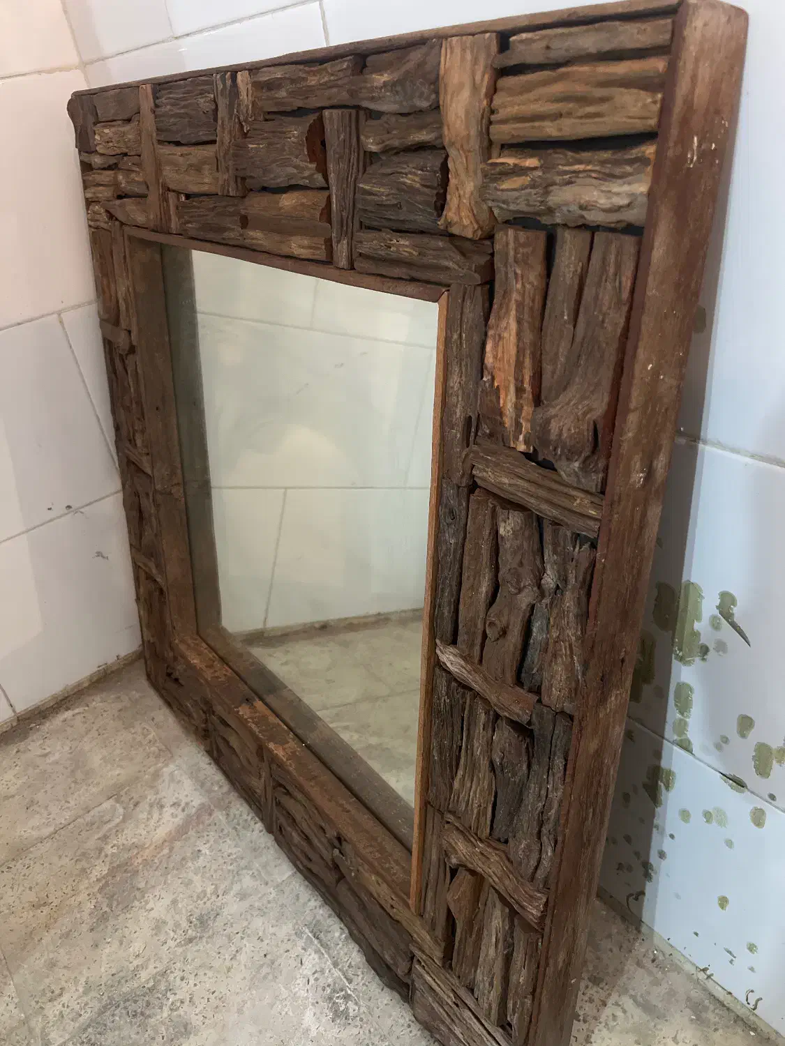 آینه چوبی|آینه|کوهسار (البرز), |دیوار