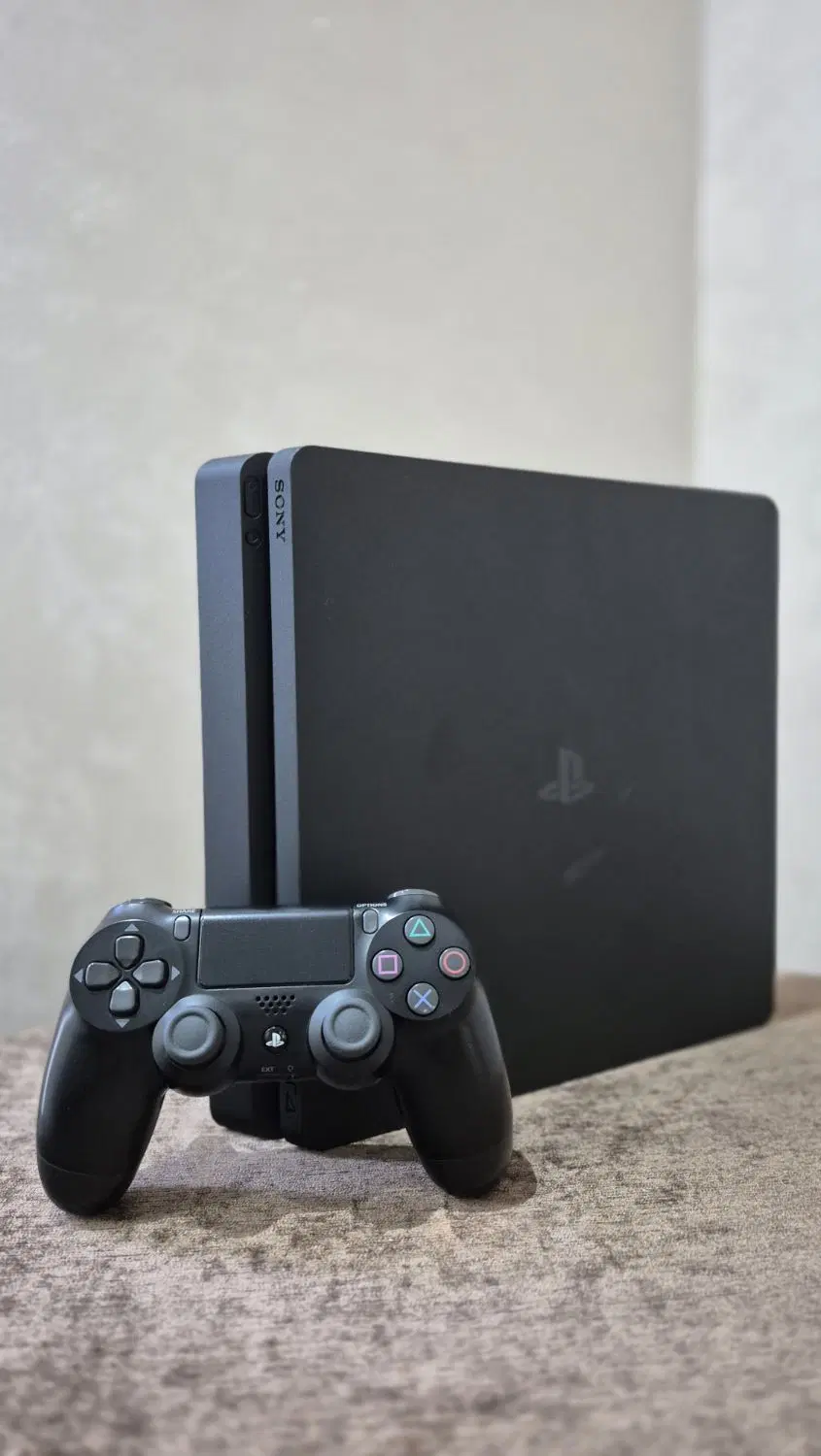 PS4 slim 1TB|کنسول، بازی ویدئویی و آنلاین|رشت, کاکتوس|دیوار