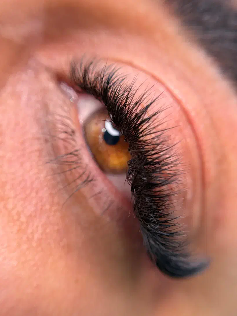 خدمات اکستنش‌مژه|خدمات آرایشگری و زیبایی|شاهین‌شهر, دکتر حسابی|دیوار