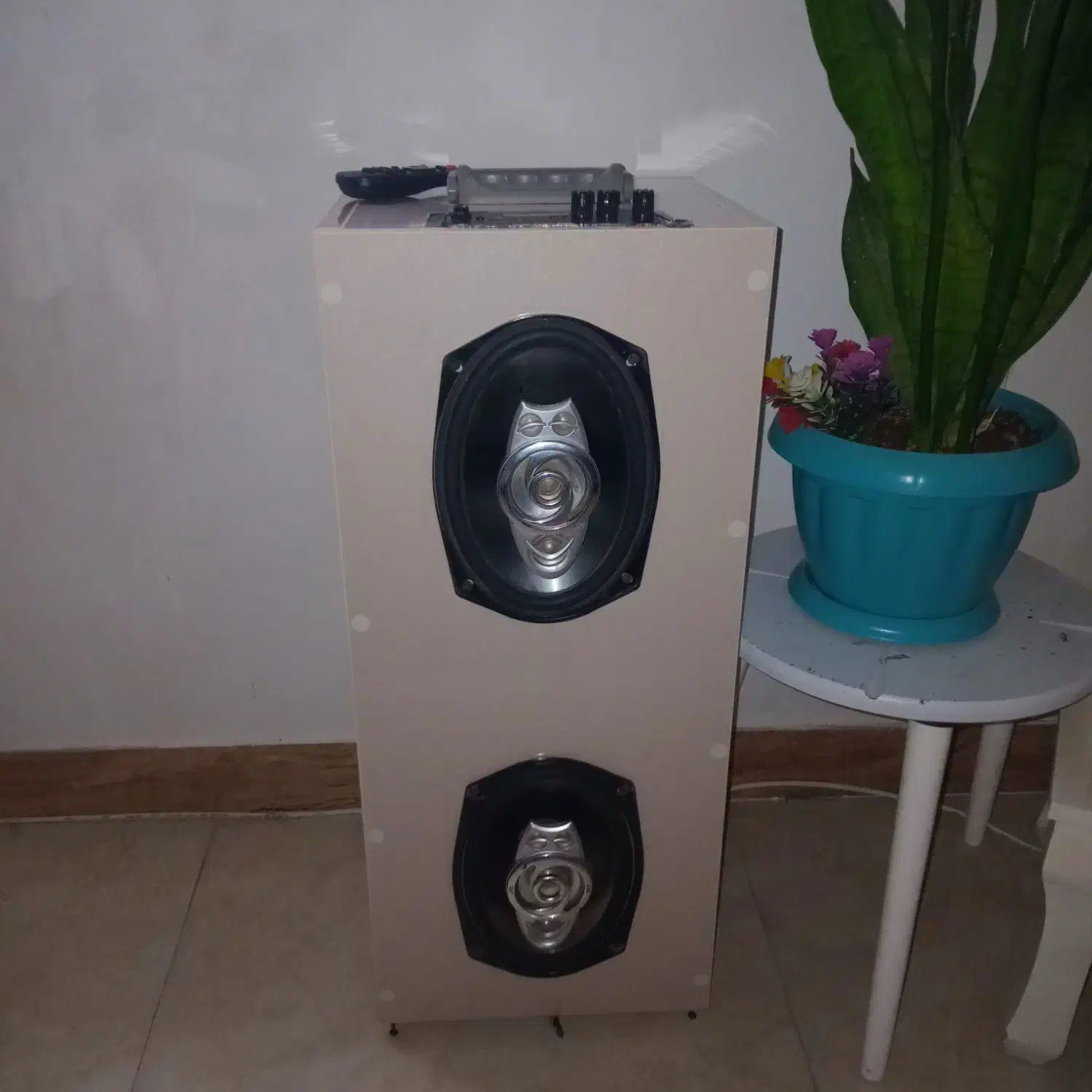 اسپیکر دست ساز|سیستم صوتی خانگی|رشت, سعدی (تختی)|دیوار