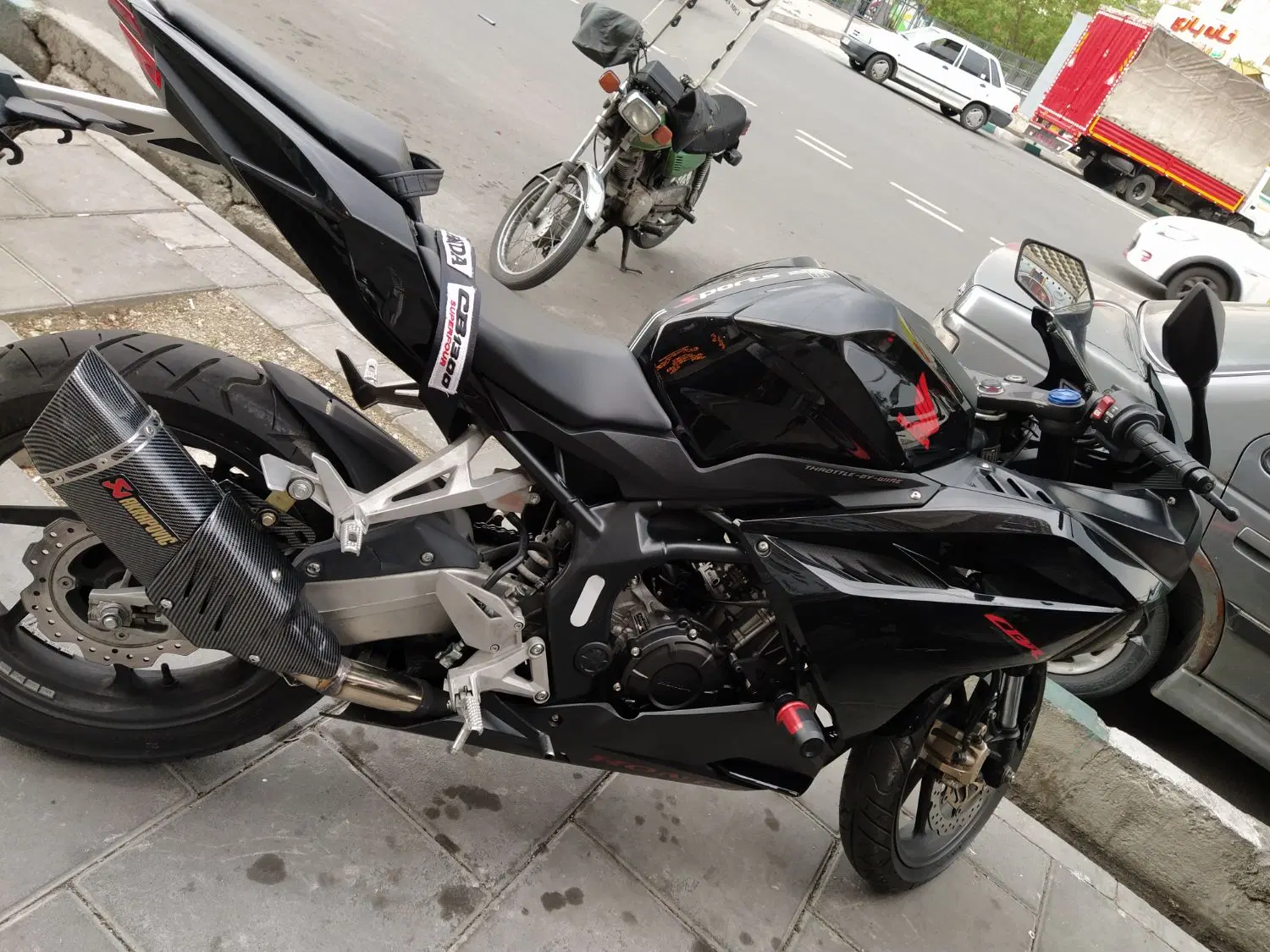 موتور CBR RR 250/کارکرد۷ تا به شرط/بدون نقطه|موتورسیکلت|تهران, یافت آباد جنوبی|دیوار