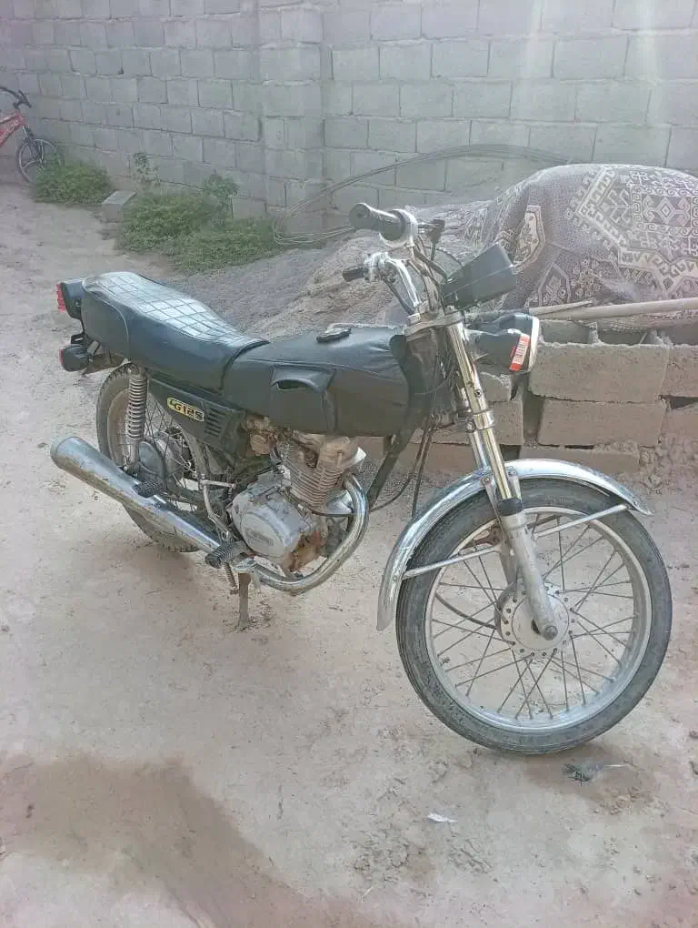 موتور۸۳ آریا باسل تخفیف جزئ پای معامله|موتورسیکلت|فهرج, |دیوار