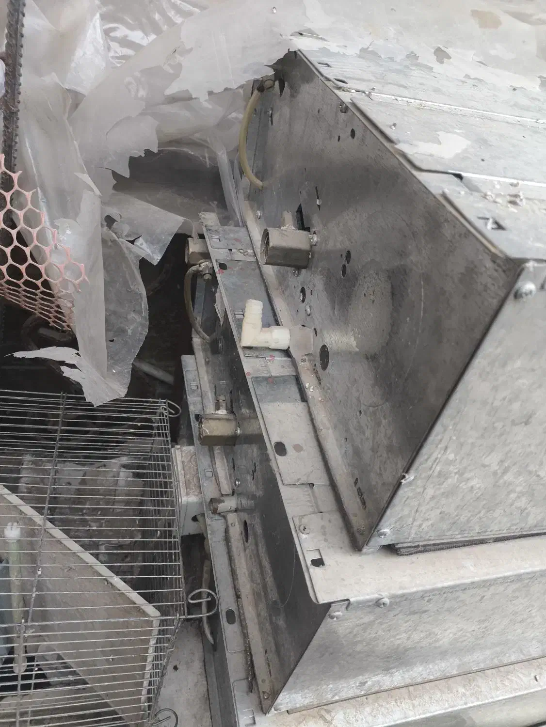 فن کوئل/سقفی/توکار|کولر گازی و فنکوئل|دماوند, گیلاوند|دیوار