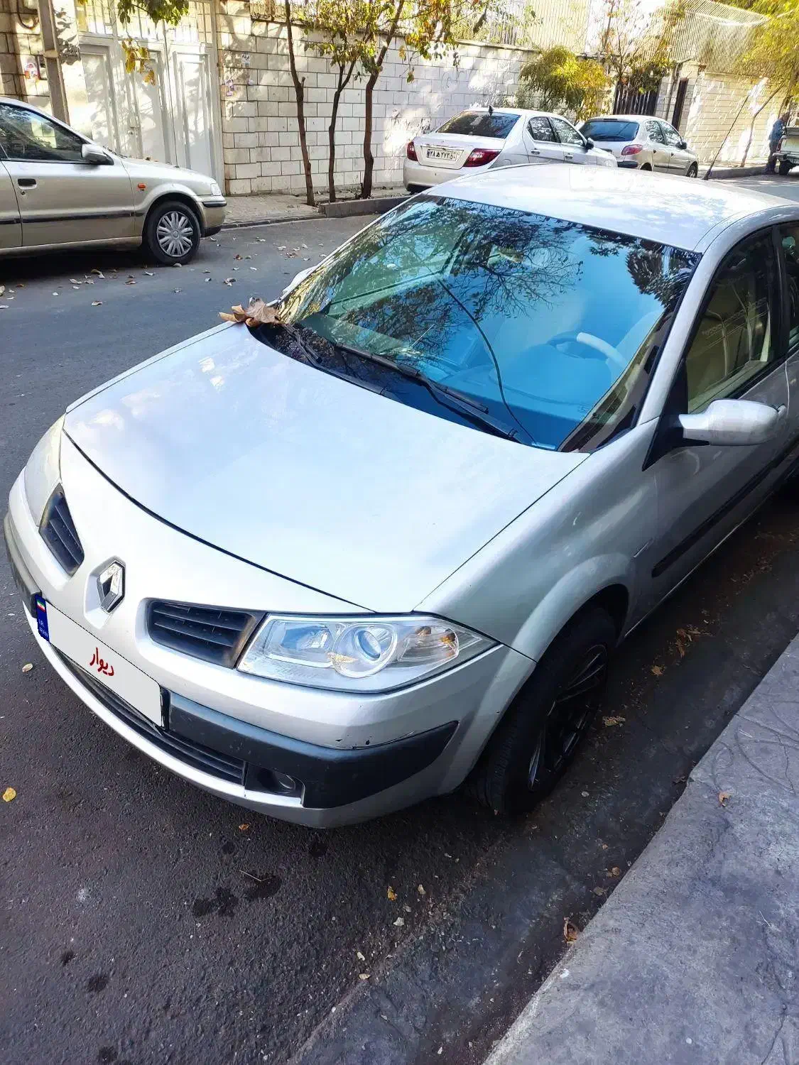 مگان ۲۰۰۰ اتوماتیک|خودرو سواری و وانت|تهران, کرمان|دیوار